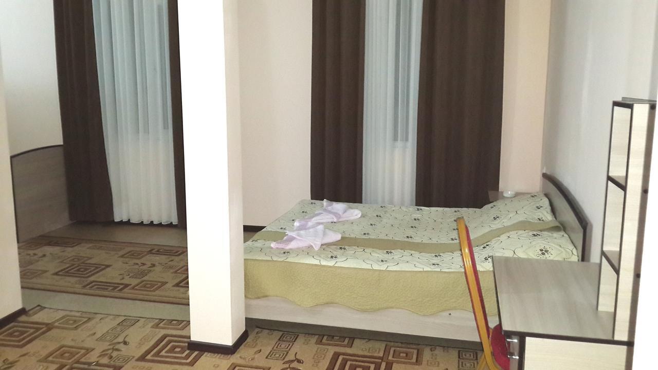 Mini-Pansionat Maksat Cholpon-Ata Luaran gambar